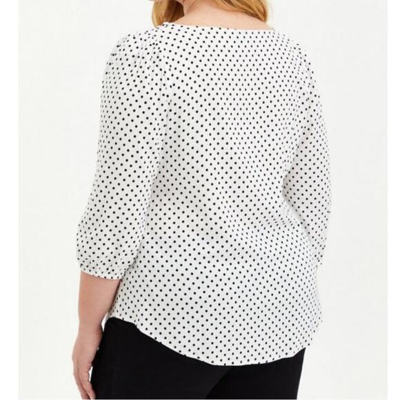 TORRID Polka Dot Puff Sleeve Blouse Sz 1 - Picture 4 of 10